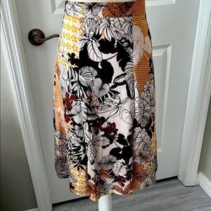 Mimoska Floral A-Line Skirt in Black, Cream and Yellow Made in Italy 14 Petite